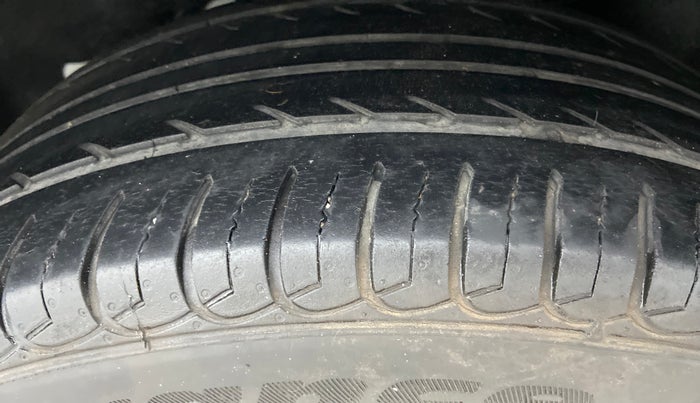 2019 Ford Ecosport 1.5TITANIUM TDCI, Diesel, Manual, 54,077 km, Left Rear Tyre Tread