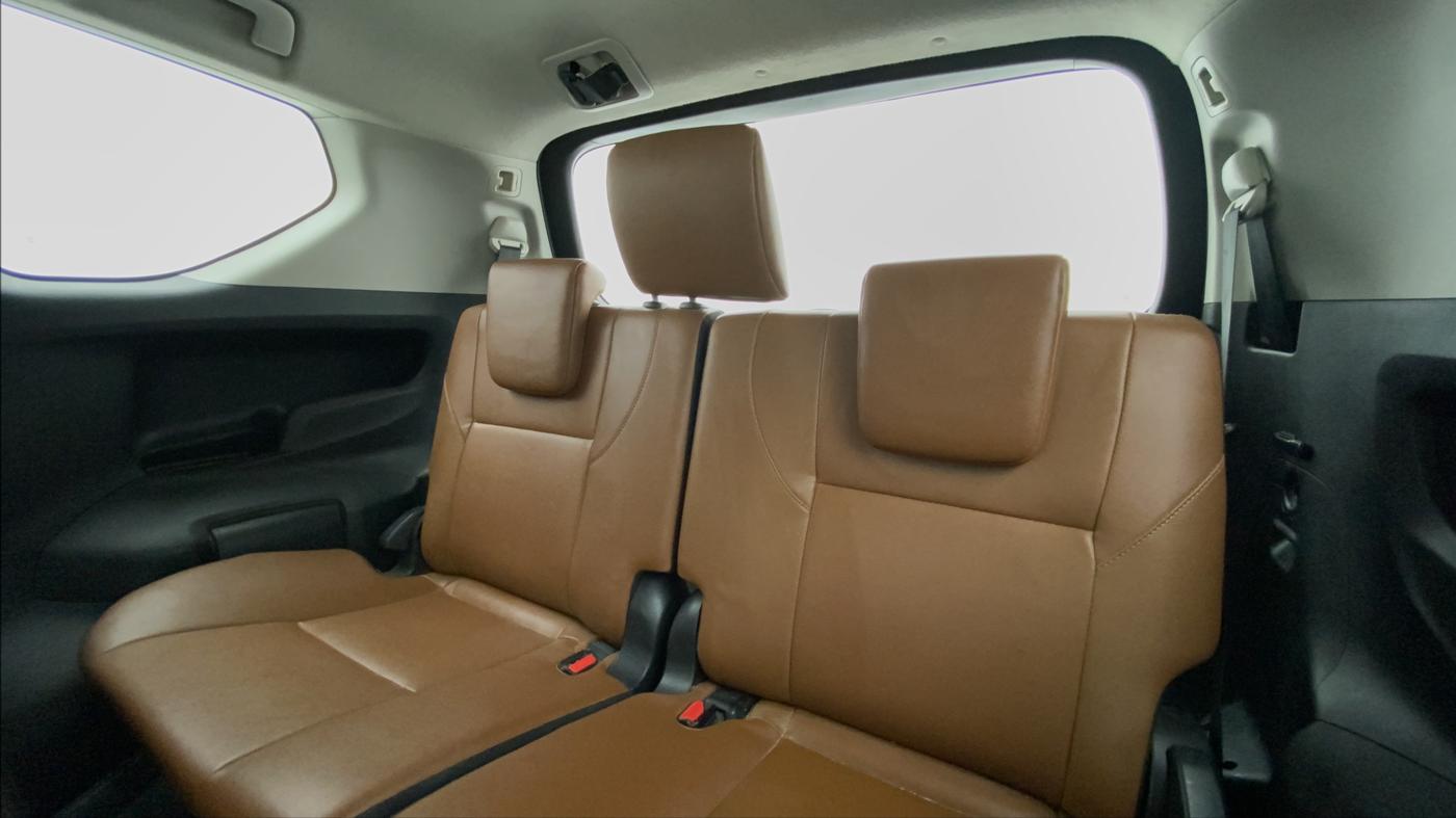 2017 Toyota Innova Crysta 2.8 ZX AT 7 STR, Diesel, Automatic, 85,182 km, Third Seat Row ( optional )