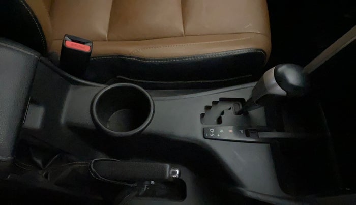 2019 Toyota Innova Crysta 2.7 ZX AT 7 STR, Petrol, Automatic, 89,791 km, Gear Lever