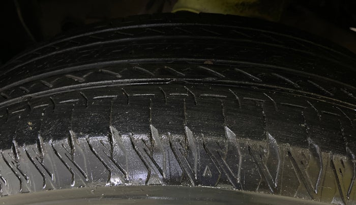 2023 Maruti JIMNY ALPHA ALL GRIP PRO AT, Petrol, Automatic, 35,759 km, Left Front Tyre Tread