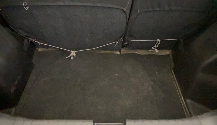 2016 Maruti Baleno DELTA PETROL 1.2, Petrol, Manual, 49,538 km, Boot Inside