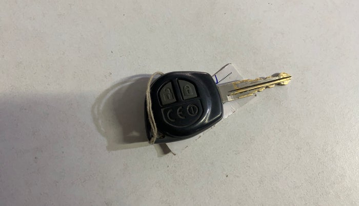 2016 Maruti Baleno DELTA PETROL 1.2, Petrol, Manual, 49,538 km, Key Close Up