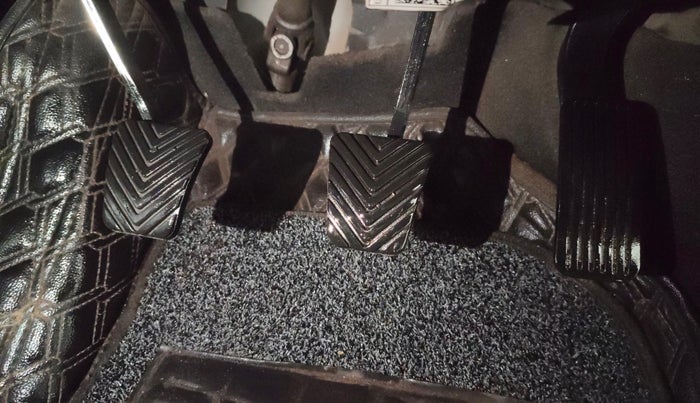 2020 KIA SELTOS HTX 1.5 DIESEL, Diesel, Manual, 83,001 km, Pedals