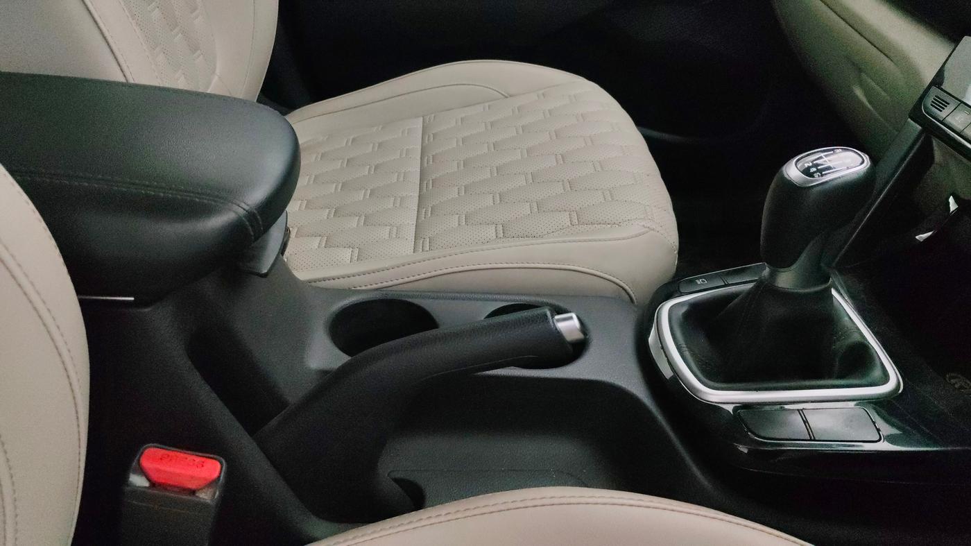 2020 KIA SELTOS HTX 1.5 DIESEL, Diesel, Manual, 83,001 km, Gear Lever