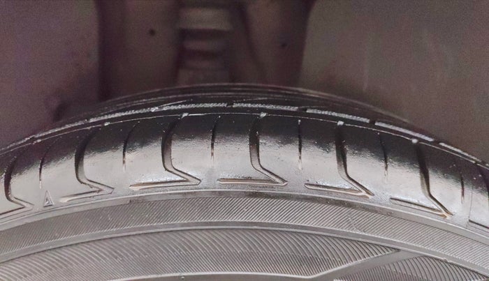 2020 KIA SELTOS HTX 1.5 DIESEL, Diesel, Manual, 83,001 km, Right Rear Tyre Tread