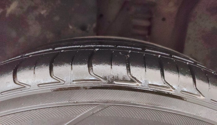 2020 KIA SELTOS HTX 1.5 DIESEL, Diesel, Manual, 83,001 km, Left Rear Tyre Tread