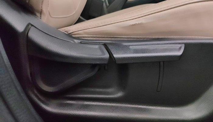 2020 KIA SELTOS HTX 1.5 DIESEL, Diesel, Manual, 83,001 km, Driver Side Adjustment Panel