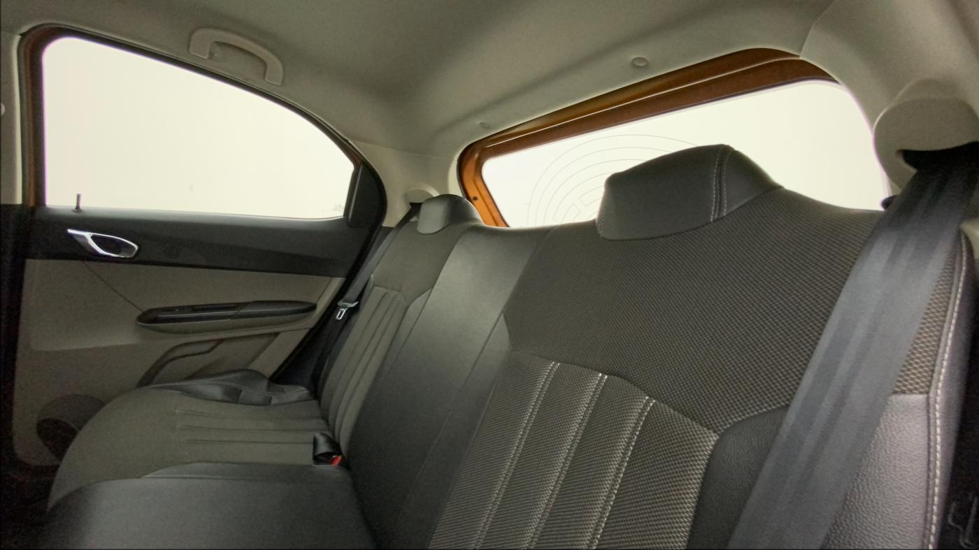 2016 Tata Tiago XZ PETROL, Petrol, Manual, 1,42,521 km, Right Side Rear Door Cabin