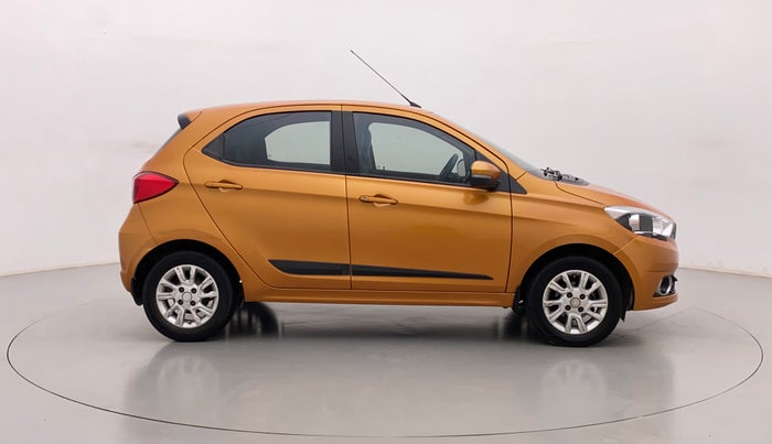 2016 Tata Tiago XZ PETROL, Petrol, Manual, 1,42,521 km, Right Side View