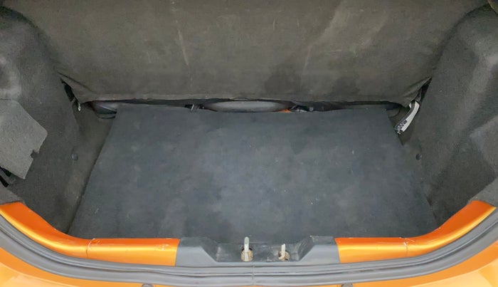 2016 Tata Tiago XZ PETROL, Petrol, Manual, 1,42,521 km, Boot Inside