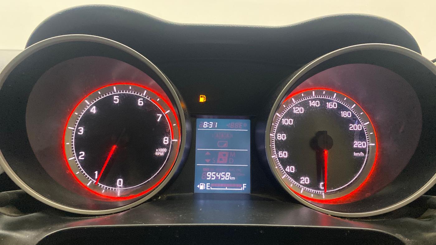 2019 Maruti Swift VXI, Petrol, Manual, 95,427 km, Odometer Image