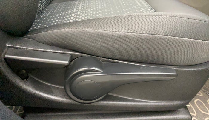 2019 Tata NEXON XZA PLUS PETROL, Petrol, Automatic, 7,358 km, Driver Side Adjustment Panel