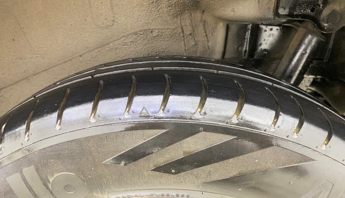 2016 Maruti Wagon R 1.0 LXI CNG, CNG, Manual, 50,779 km, Left Rear Tyre Tread