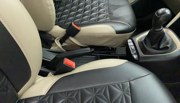 2019 Hyundai NEW SANTRO MAGNA, Petrol, Manual, 44,102 km, Gear Lever