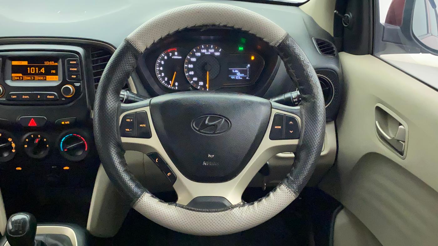 2019 Hyundai NEW SANTRO MAGNA, Petrol, Manual, 44,102 km, Steering Wheel Close Up