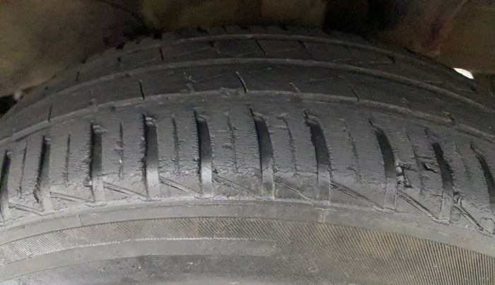 2019 Hyundai NEW SANTRO MAGNA, Petrol, Manual, 44,102 km, Left Rear Tyre Tread