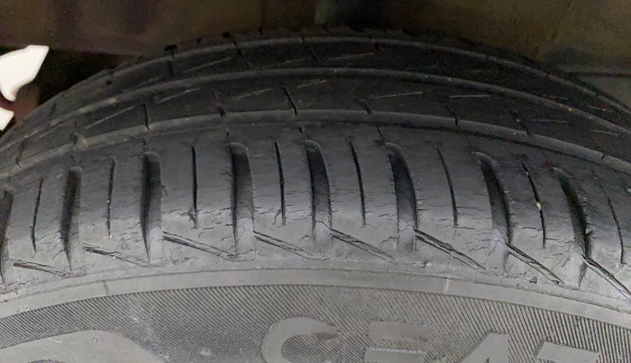 2019 Hyundai NEW SANTRO MAGNA, Petrol, Manual, 44,102 km, Right Rear Tyre Tread