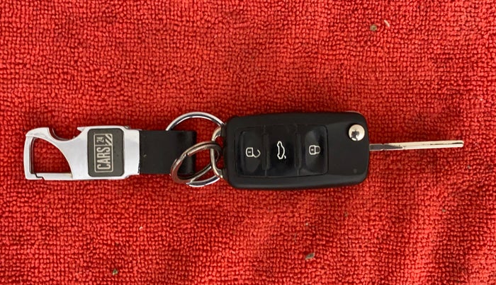 2018 Volkswagen Polo HIGHLINE PLUS 1.0 16 ALLOY, Petrol, Manual, 59,149 km, Key Close Up