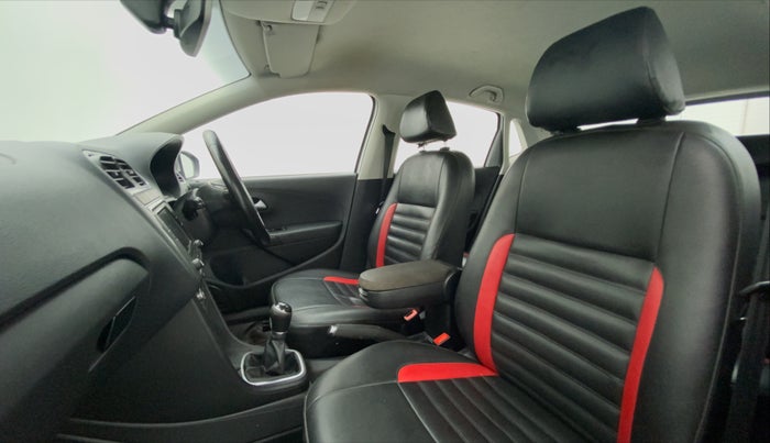 2018 Volkswagen Polo HIGHLINE PLUS 1.0 16 ALLOY, Petrol, Manual, 59,149 km, Right Side Front Door Cabin