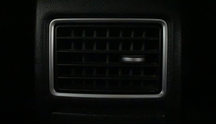 2018 Volkswagen Polo HIGHLINE PLUS 1.0 16 ALLOY, Petrol, Manual, 59,149 km, Rear AC Vents