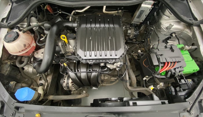 2018 Volkswagen Polo HIGHLINE PLUS 1.0 16 ALLOY, Petrol, Manual, 59,149 km, Open Bonet