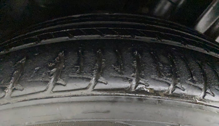 2018 Volkswagen Polo HIGHLINE PLUS 1.0 16 ALLOY, Petrol, Manual, 59,149 km, Right Rear Tyre Tread