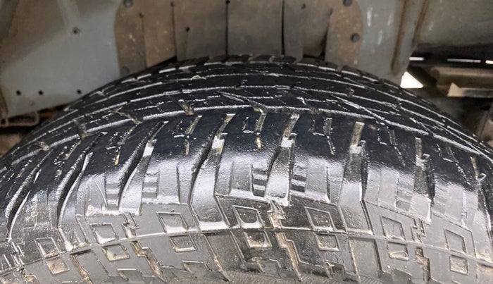 2019 Mahindra Thar CRDE 4X4 AC, Diesel, Manual, 31,375 km, Right Front Tyre Tread