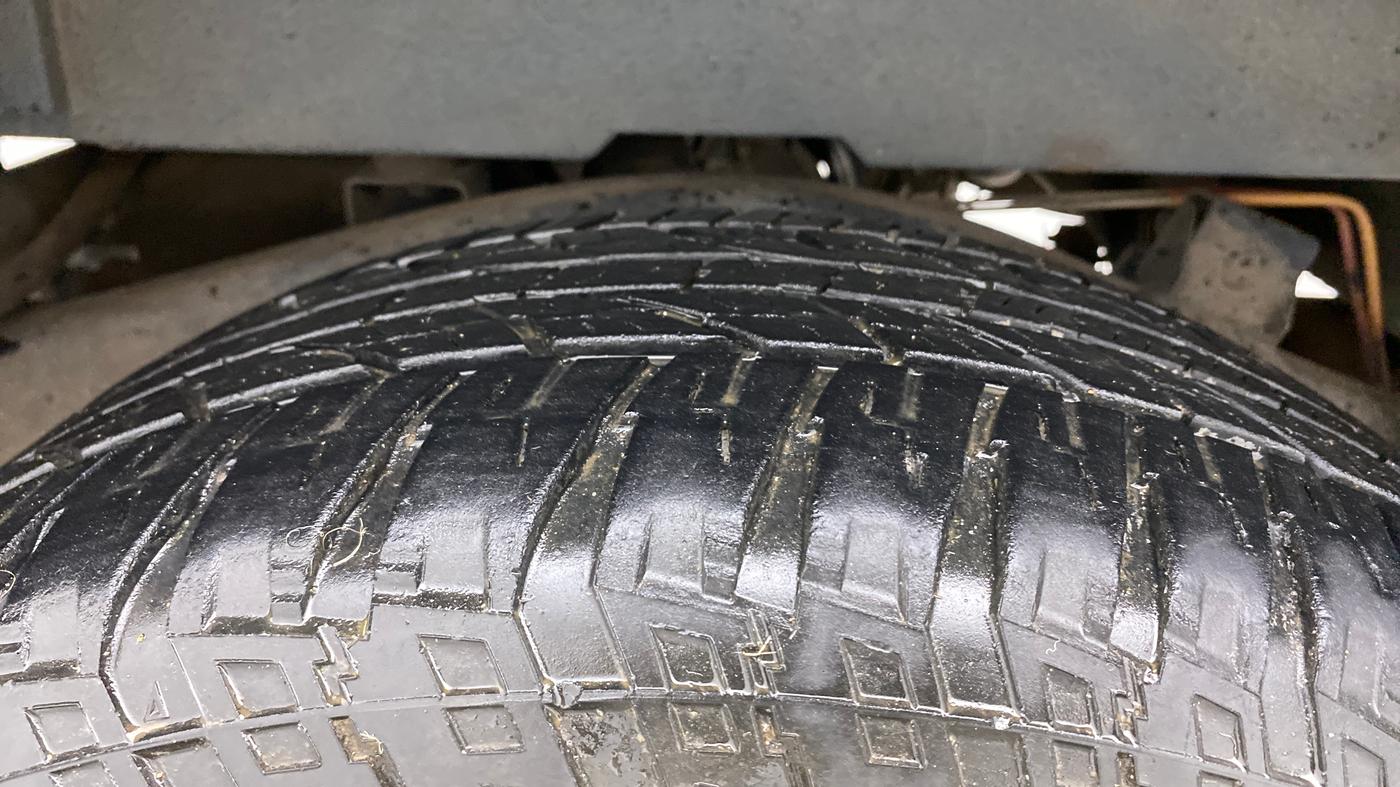 2019 Mahindra Thar CRDE 4X4 AC, Diesel, Manual, 31,375 km, Right Rear Tyre Tread