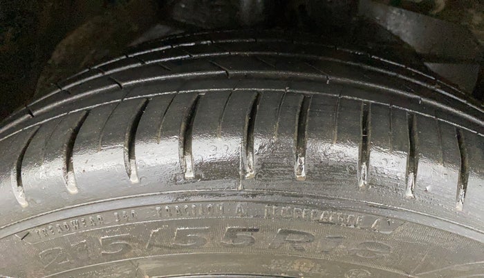 2024 MG HECTOR PLUS SAVVY PRO 1.5 TURBO CVT 6 STR, Petrol, Automatic, 43,507 km, Right Front Tyre Tread