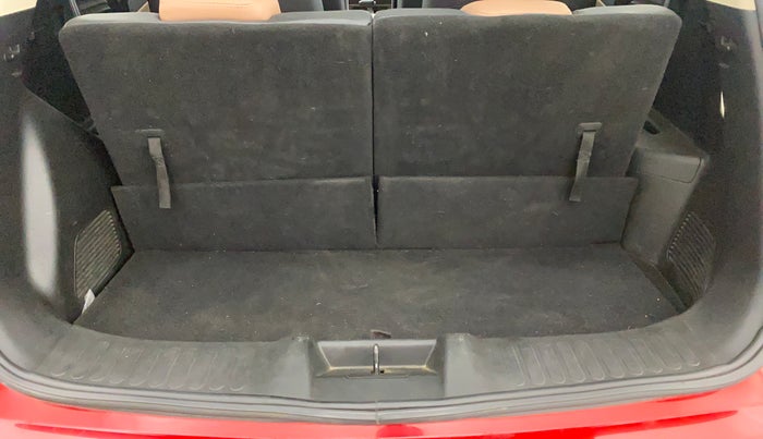 2024 MG HECTOR PLUS SAVVY PRO 1.5 TURBO CVT 6 STR, Petrol, Automatic, 43,507 km, Boot Inside