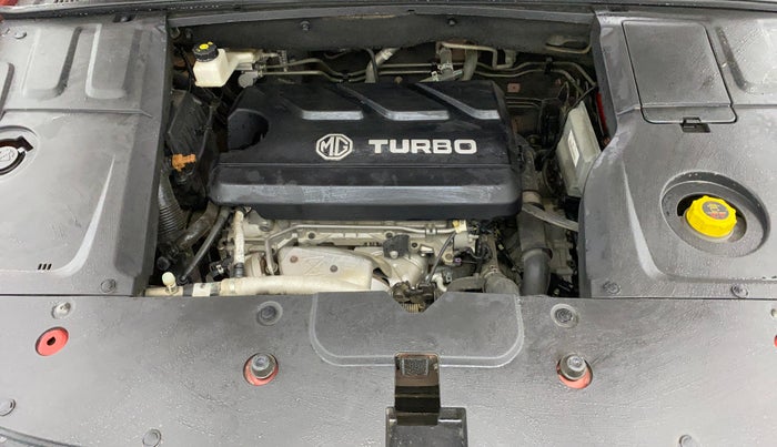 2024 MG HECTOR PLUS SAVVY PRO 1.5 TURBO CVT 6 STR, Petrol, Automatic, 43,507 km, Engine View