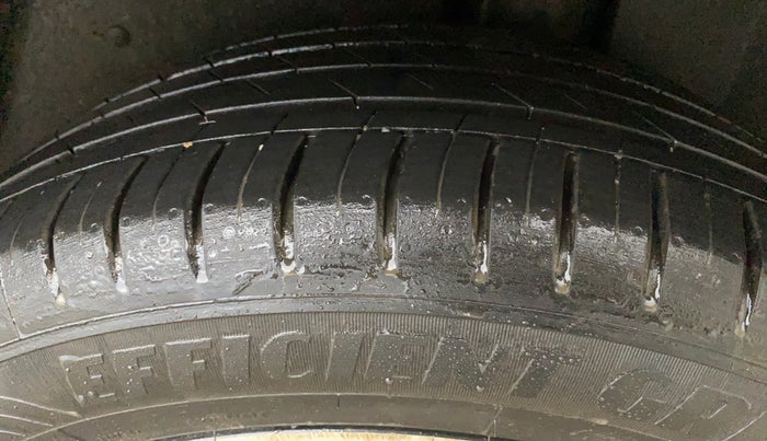 2024 MG HECTOR PLUS SAVVY PRO 1.5 TURBO CVT 6 STR, Petrol, Automatic, 43,507 km, Left Rear Tyre Tread