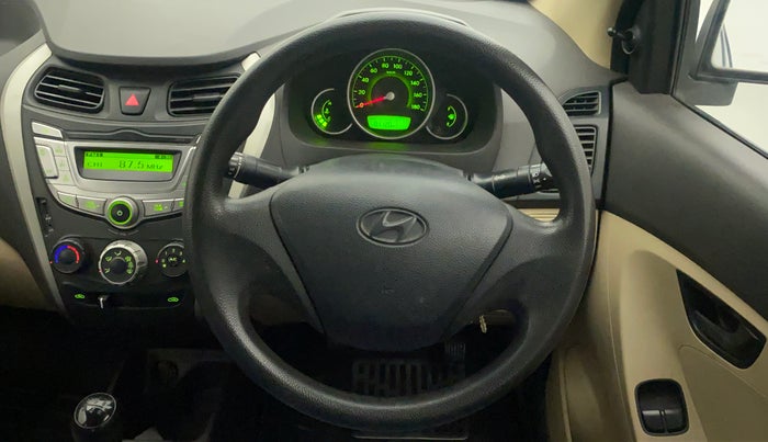 2015 Hyundai Eon MAGNA +, Petrol, Manual, 80,938 km, Steering Wheel Close Up
