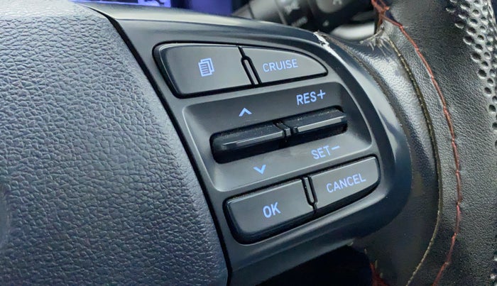 2019 Hyundai VENUE SX PLUS 1.0 TURBO DCT DUAL TONE, Petrol, Automatic, 63,282 km, Adaptive Cruise Control