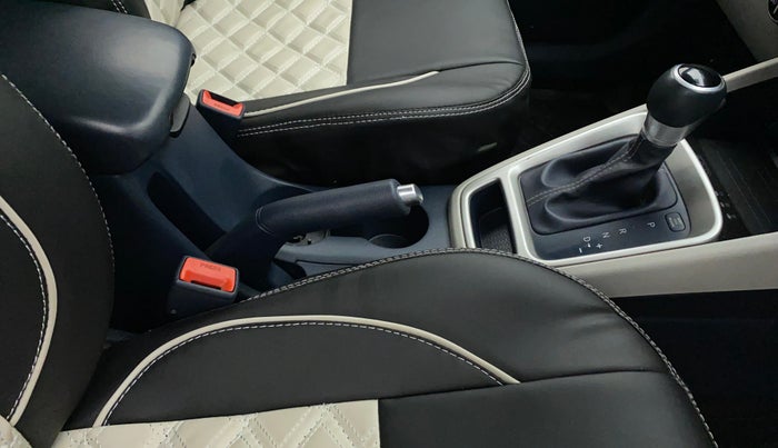 2019 Hyundai VENUE SX PLUS 1.0 TURBO DCT DUAL TONE, Petrol, Automatic, 63,282 km, Gear Lever