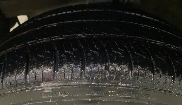 2015 Honda Amaze 1.5L I-DTEC E, Diesel, Manual, 89,284 km, Left Front Tyre Tread