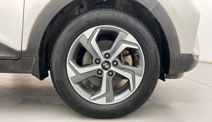 2018 Hyundai Creta SX AT 1.6 PETROL, Petrol, Automatic, 62,320 km, Right Front Wheel