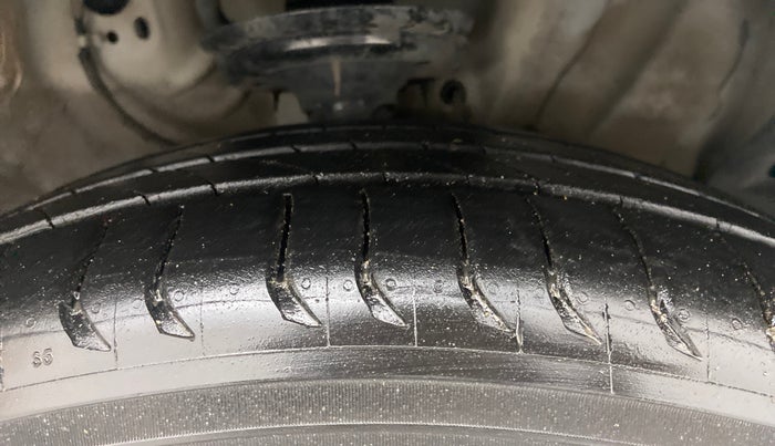2018 Hyundai Creta SX AT 1.6 PETROL, Petrol, Automatic, 62,320 km, Right Front Tyre Tread