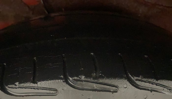 2013 Hyundai i10 ASTA 1.2, Petrol, Manual, 72,934 km, Right Rear Tyre Tread