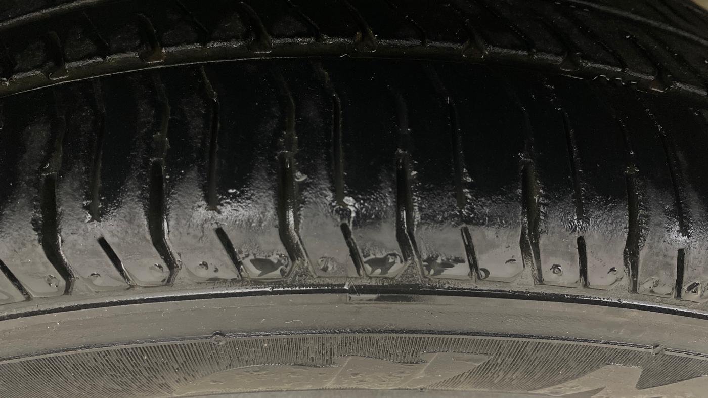 2013 Hyundai Santro Xing GLS, Petrol, Manual, 41,289 km, Right Rear Tyre Tread