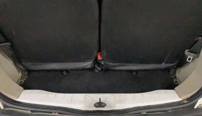 2020 Renault TRIBER RXT AMT, Petrol, Automatic, 50,642 km, Boot Inside