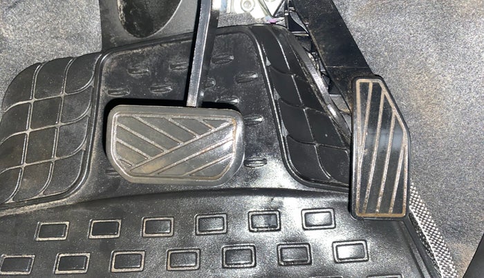 2021 Maruti S PRESSO VXI PLUS AMT, Petrol, Automatic, 25,937 km, Pedals