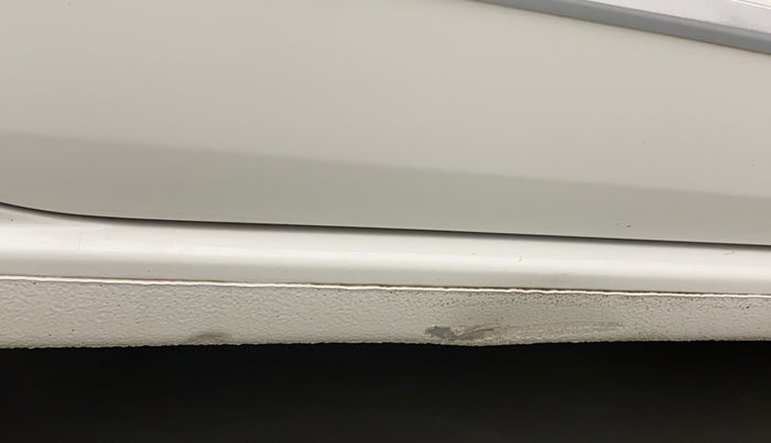 2020 Skoda Rapid STYLE TSI, Petrol, Manual, 36,956 km, Right running board - Slightly dented