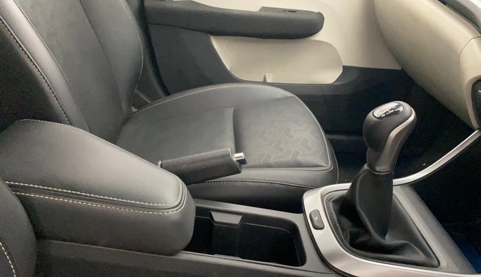 2021 Tata ALTROZ XZ PLUS PETROL, Petrol, Manual, 31,358 km, Gear Lever