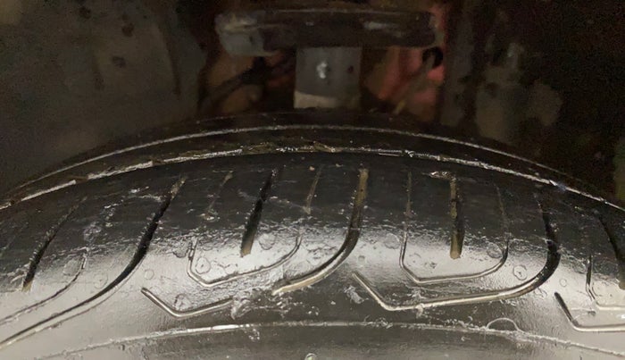 2021 Tata ALTROZ XZ PLUS PETROL, Petrol, Manual, 31,358 km, Left Front Tyre Tread