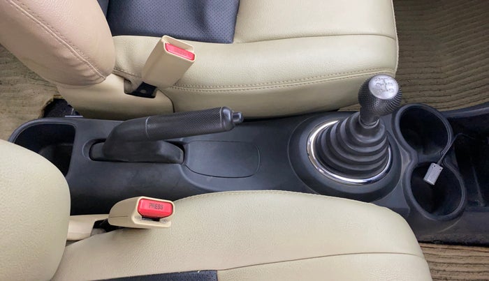 2013 Honda Brio S MT, Petrol, Manual, 42,158 km, Gear Lever