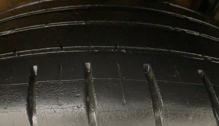 2015 Ford Ecosport TITANIUM 1.5L PETROL, Petrol, Manual, 86,543 km, Left Rear Tyre Tread