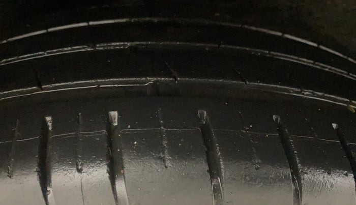 2015 Ford Ecosport TITANIUM 1.5L PETROL, Petrol, Manual, 86,543 km, Right Rear Tyre Tread