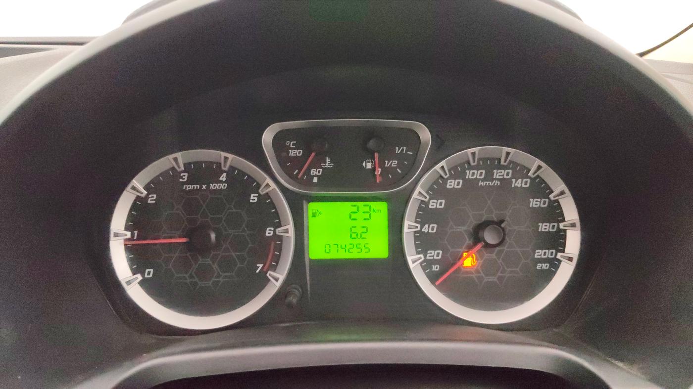 2013 Ford Classic 1.6 DURATEC TITANIUM, Petrol, Manual, 74,249 km, Odometer Image