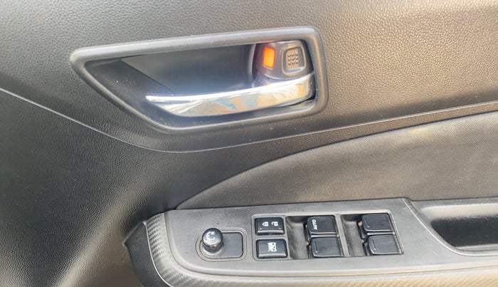 2019 Maruti Swift VXI AMT, Petrol, Automatic, 41,165 km, Driver Side Door Panels Control
